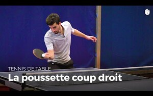 Poussette coup droit